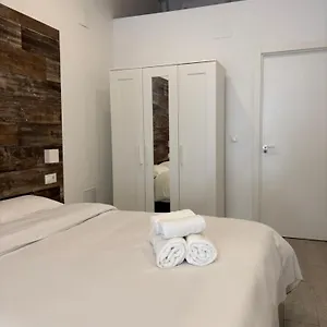  Appartamento Hermoso Piso A 3 Min De La Estacion De Bus Y Tren Ave